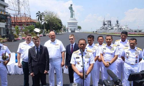 Panglima Koarmada RI (Pangkoarmada RI) Laksamana Madya TNI Dr. Denih Hendrata (dok: kadispenal)