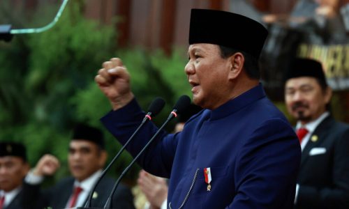 PelantikanPrabowo image source: https://setkab.go.id/pidato-perdana-presiden-prabowo-subianto-ajak-bangsa-indonesia-hadapi-tantangan-dengan-keberanian/