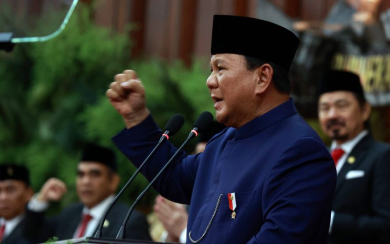 PelantikanPrabowo image source: https://setkab.go.id/pidato-perdana-presiden-prabowo-subianto-ajak-bangsa-indonesia-hadapi-tantangan-dengan-keberanian/