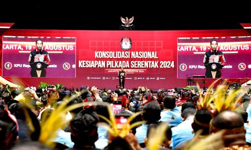 The 7th President of the Republic of Indonesia, Joko Widodo, attended the National Consolidation Meeting in the framework of the 2024 Regional Head Election (Pilkada) Readiness, which was held at the Jakarta Convention Center (JCC), Senayan, Jakarta, on Tuesday, August 20, 2024.