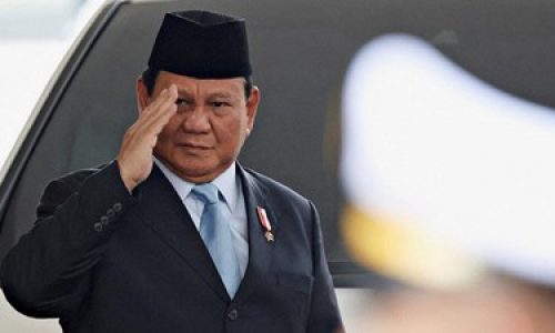 Presiden prabowo-subianto image source: https://www.cnnindonesia.com/internasional/20241020095519-106-1157347/media-asing-soroti-pelantikan-prabowo-gibran-jadi-presiden-wapres-ri