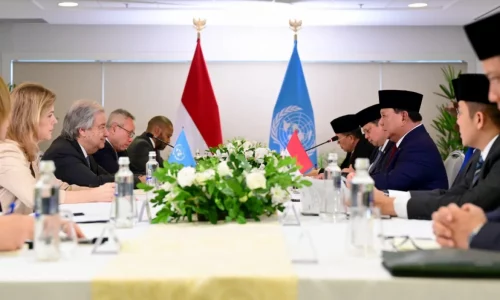 prabowo-bertemu-sekjen-pbb-antonio-guterres image source: https://www.vlix.id/foto/news/27995-presiden-prabowo-bertemu-sekjen-pbb-antonio-guterres