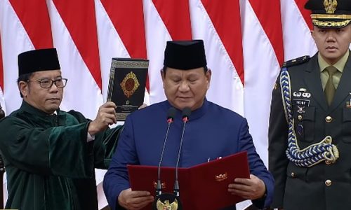 prabowo subianto image source: https://news.detik.com/berita/d-7597062/ahmad-luthfi-ucapkan-selamat-atas-pelantikan-presiden-prabowo-subianto